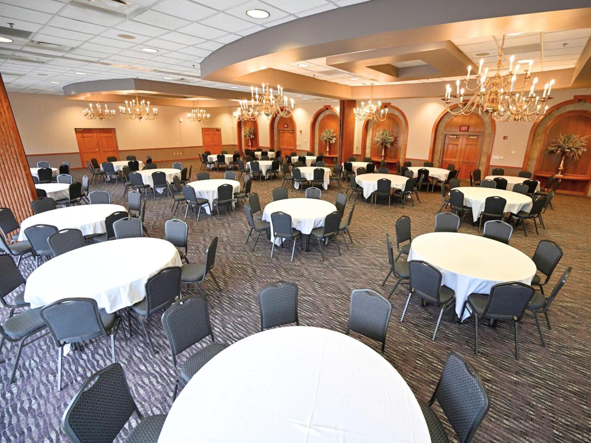 Fort Harrison State Park Inn Indianapolis Bagian luar foto