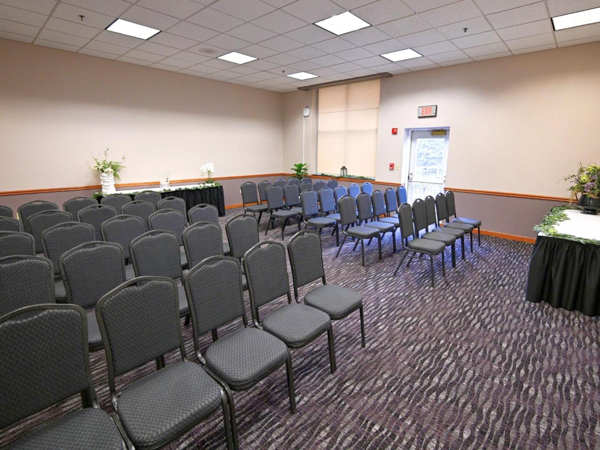Fort Harrison State Park Inn Indianapolis Bagian luar foto